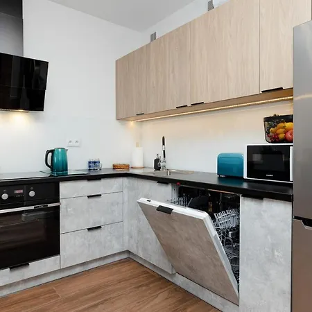 4 Seasons Apartments By Renters Prestige *
